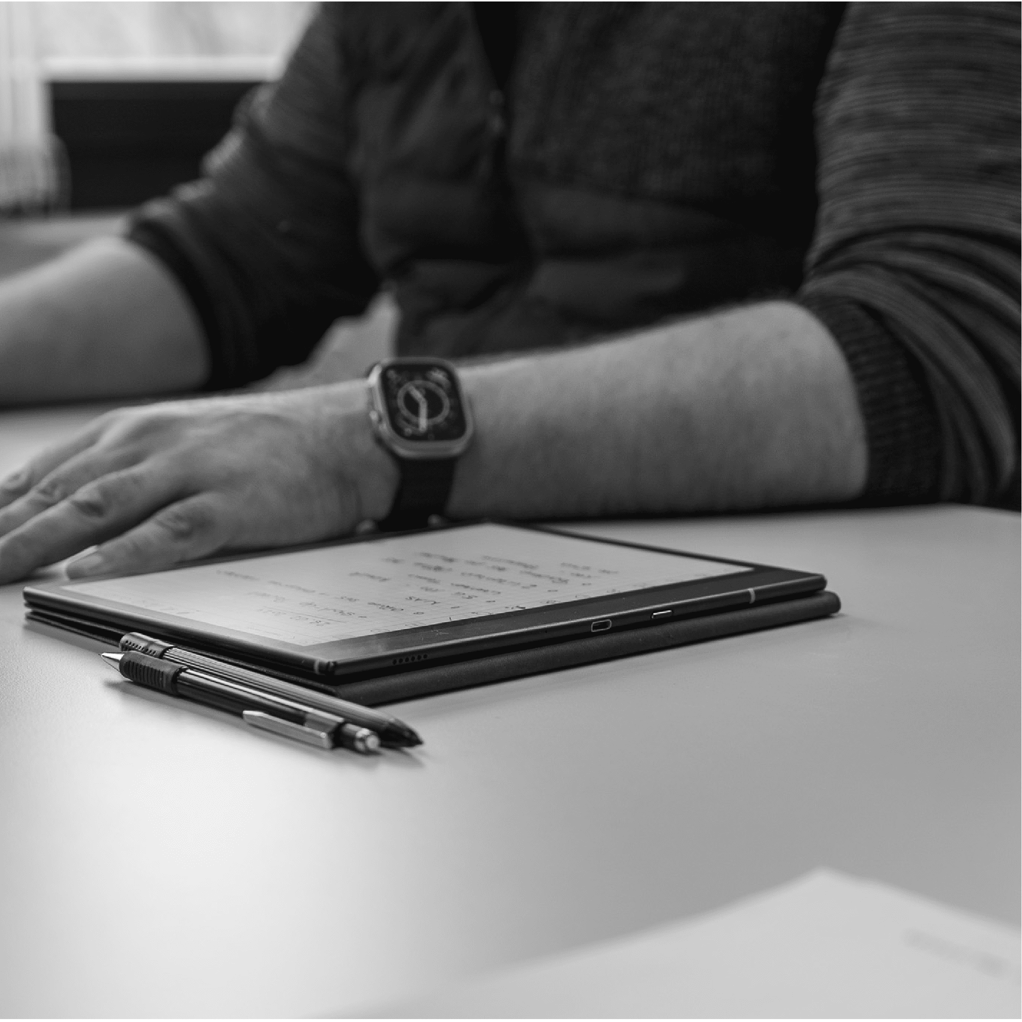 Die EST-Bilderwelt Die Bilderwelt zeigt das Team bei der Arbeit